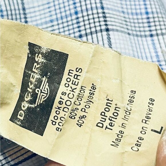 Dockers Stain Defender Buttondown Blue L - Picture 5 of 5